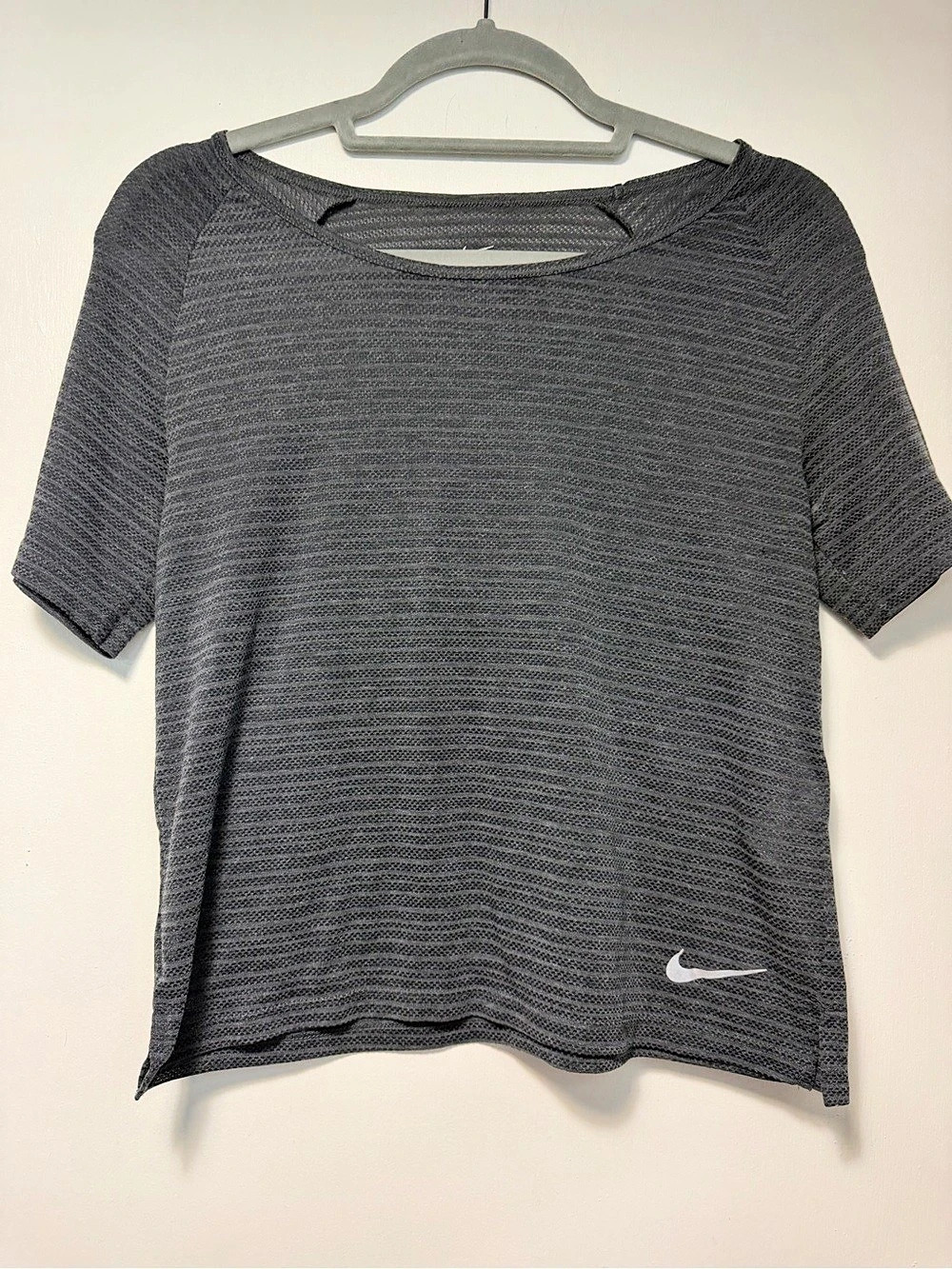 Nike Dri-FIT Short Sleeve Athletic Top Black Sheer Lightweight Small
